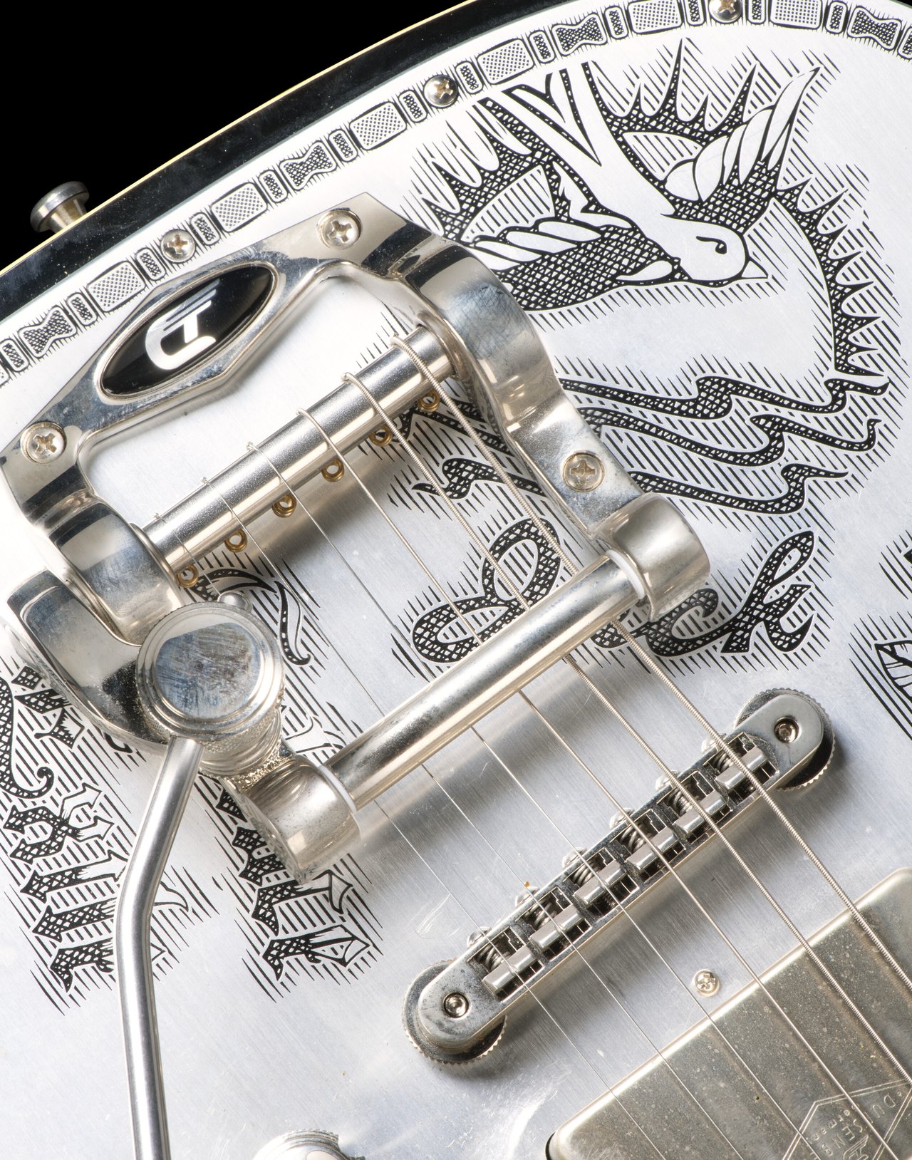 Duesenberg Johnny Depp 签名款的颤音系统
