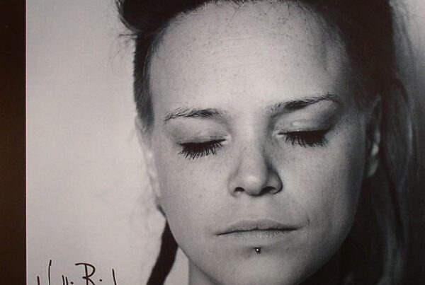 Wallis Bird Lakewood